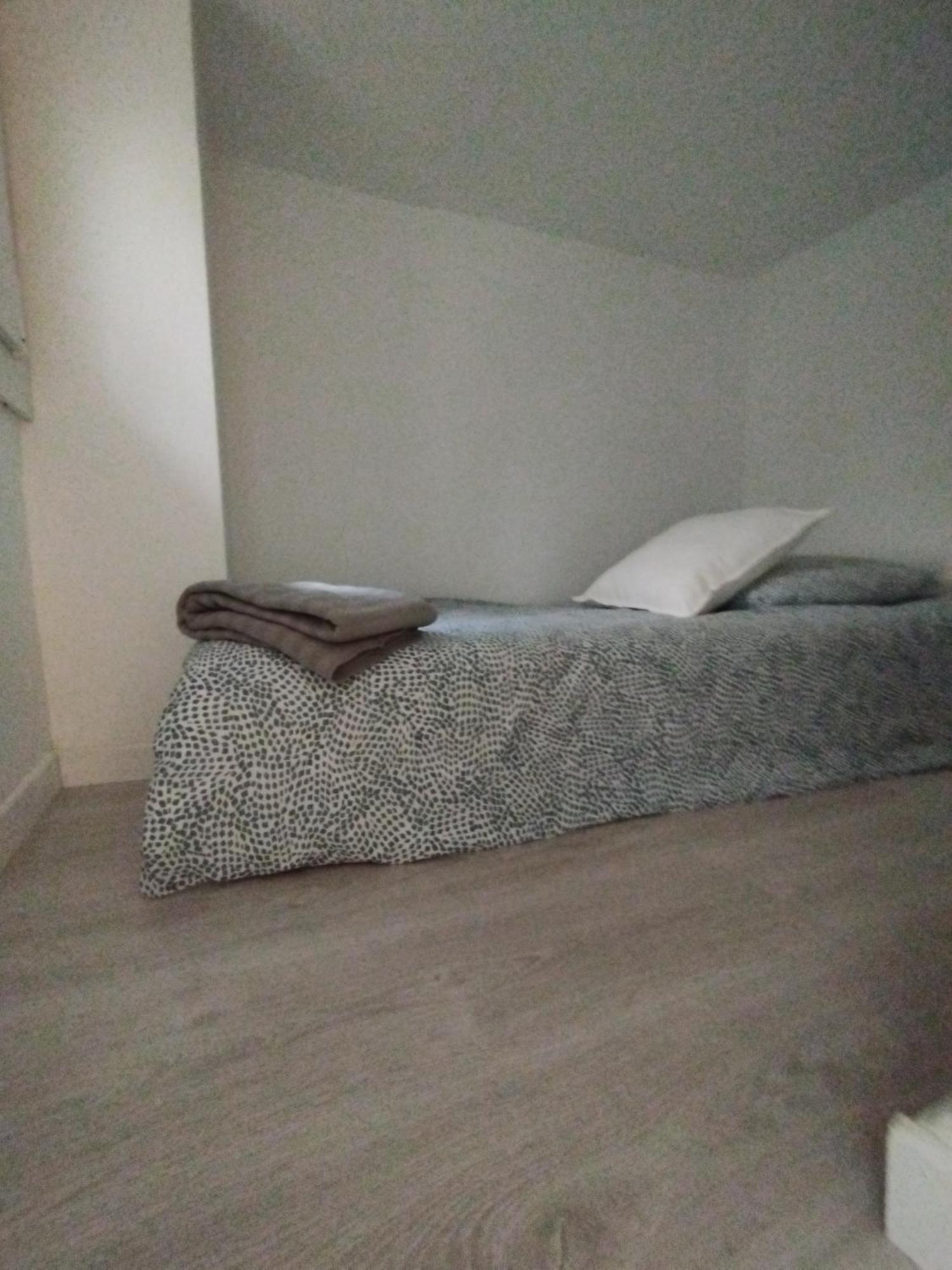 Studio 17M2 St Germain Des Pres Paris Exterior foto